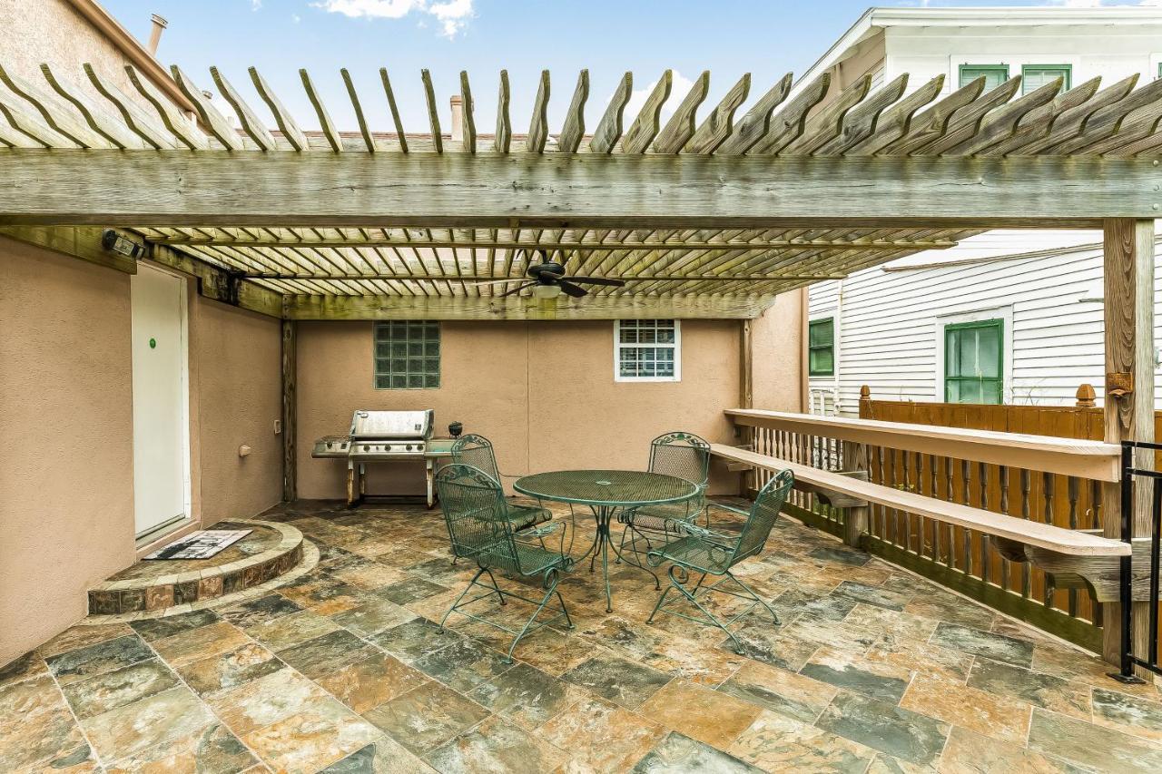 Sandcastle Retreat Galveston Bagian luar foto